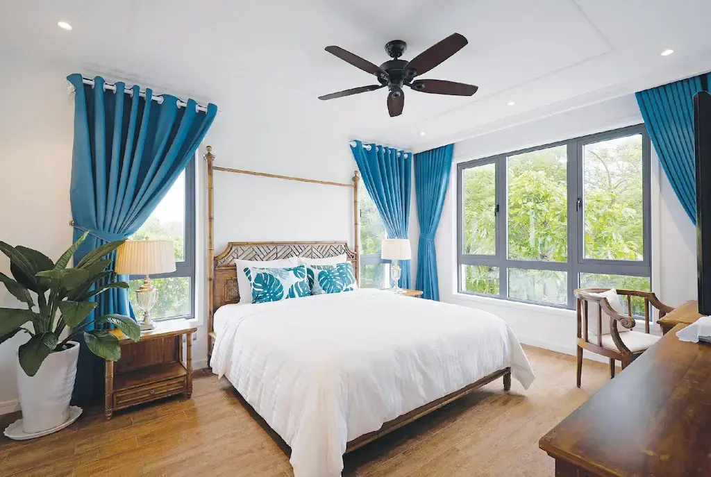 فيلا 4 غرف نوم مع مسبح