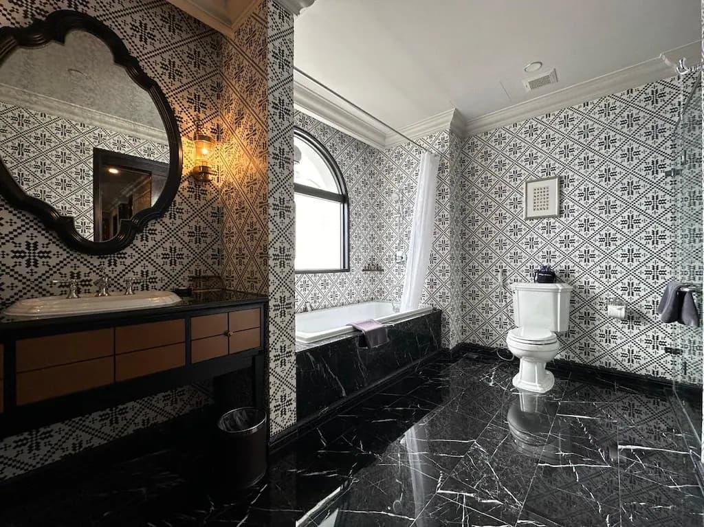 جناح مطل على الجبل