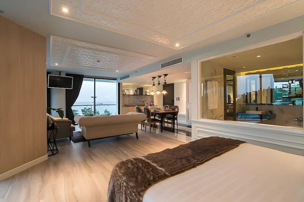 جناح جونيورمطل على المحيط