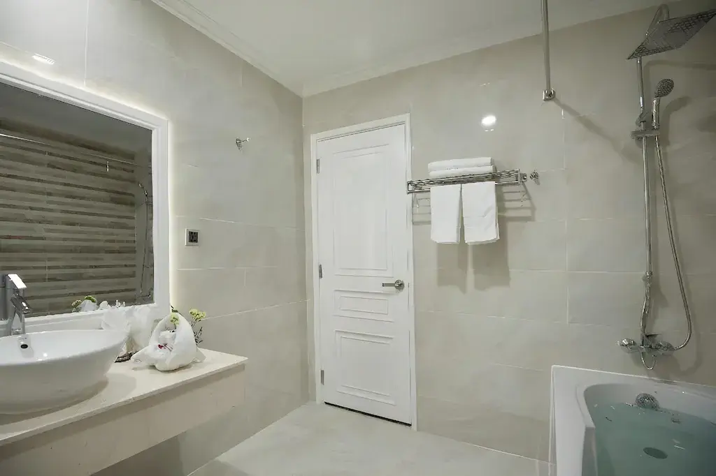 ديلوكس عائلية