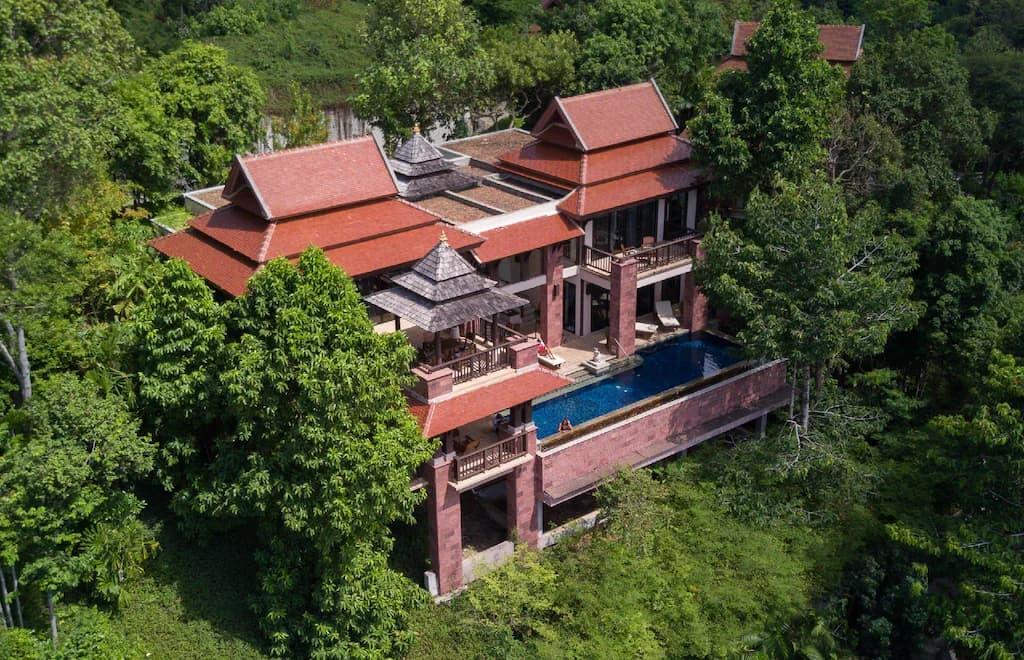 فيلا ثلاث غرف نوم مع مسبح خاص مطل على المحيط	