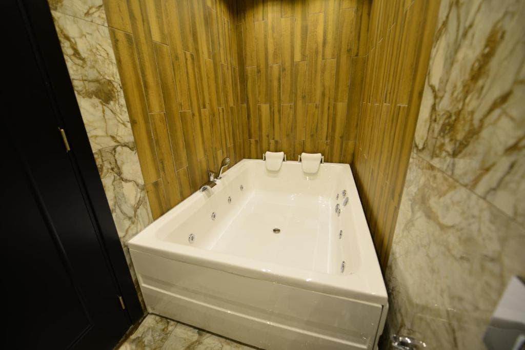 جناح ديلوكس