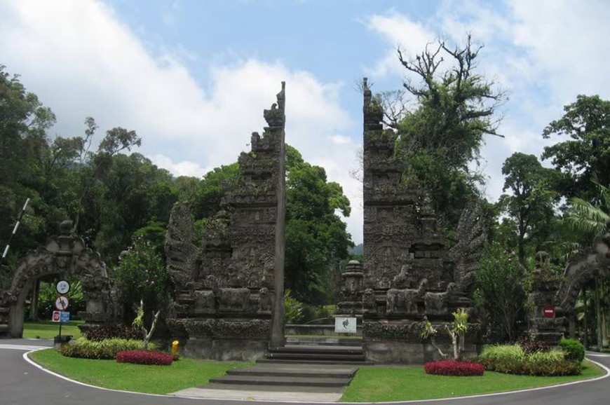 الحديقة النباتية في جزيرة بالي اندونيسيا