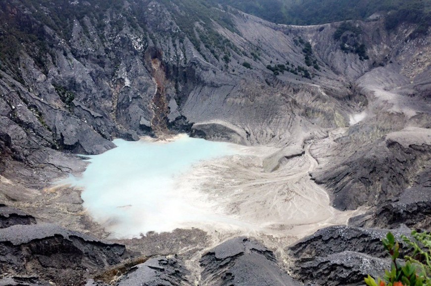 بركان تانكوبان باندونق اندونيسيا بركان تانكوبان باندونق اندونيسيا