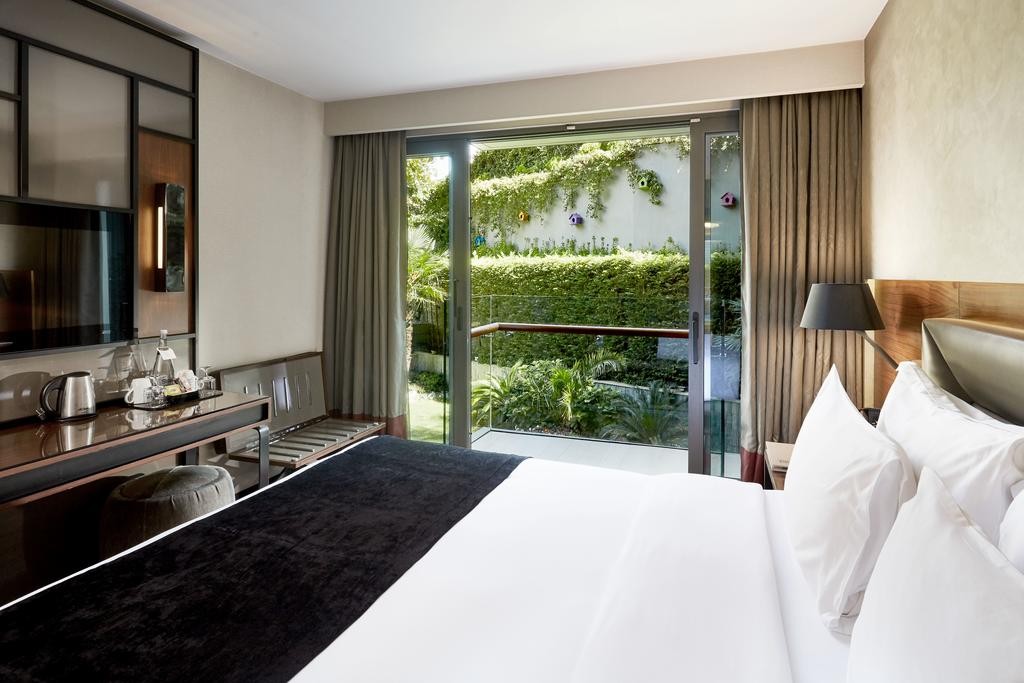 غرفة على الحديقة