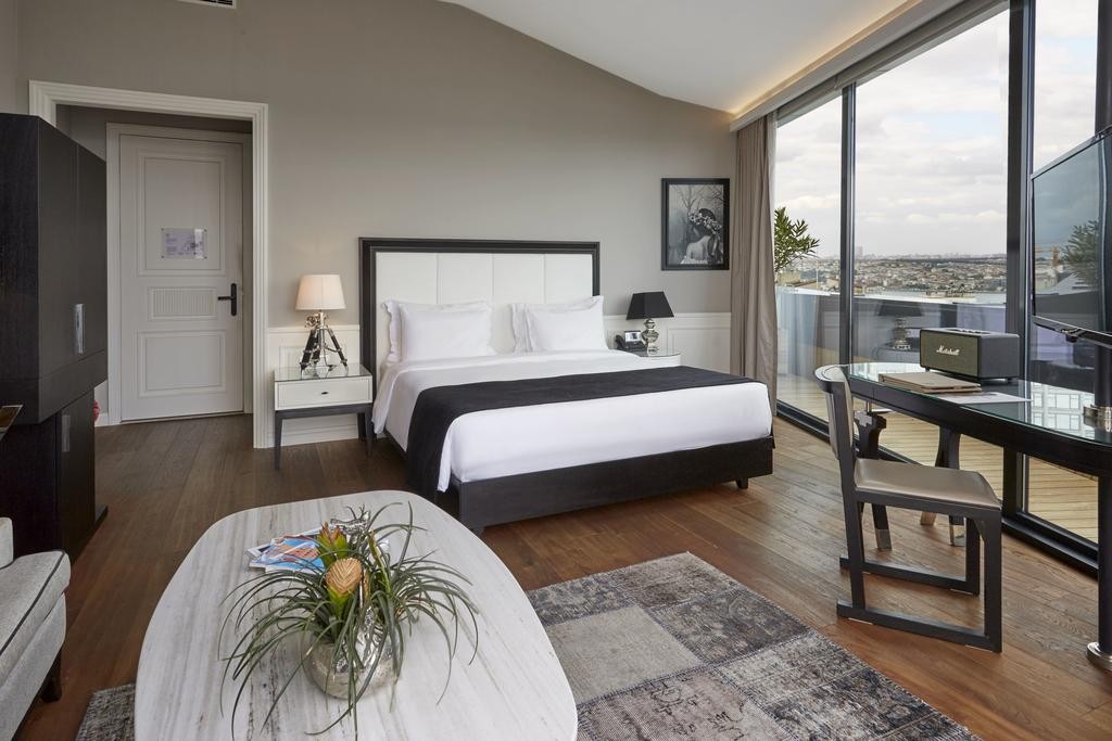 جناح سكاي على البوسفور