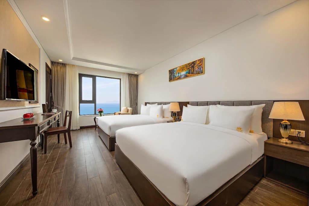 غرفة عائلية مع إطلالة على البحر	