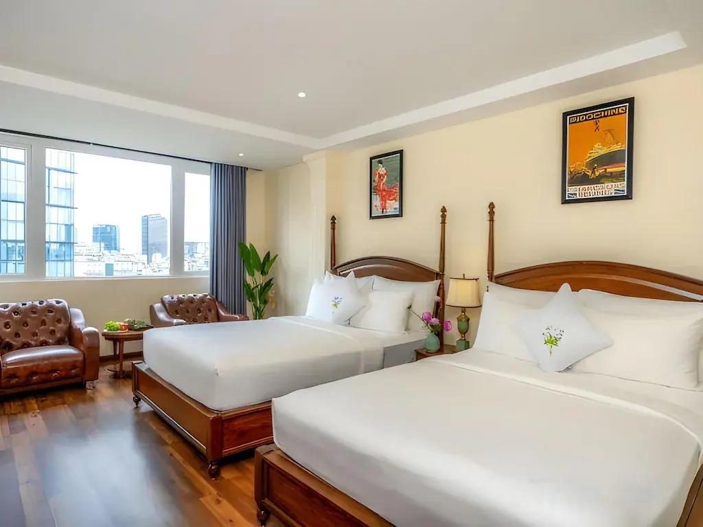 جناح إليجانت مطل على المدينة