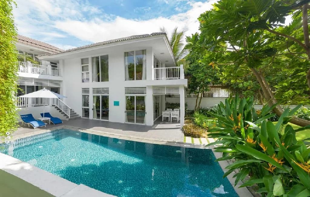 فيلا مطلة على المحيط 4 غرف نوم مع مسبح خاص	