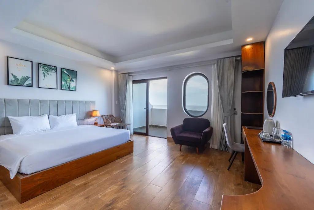 جناح مع إطلالة على المحيط