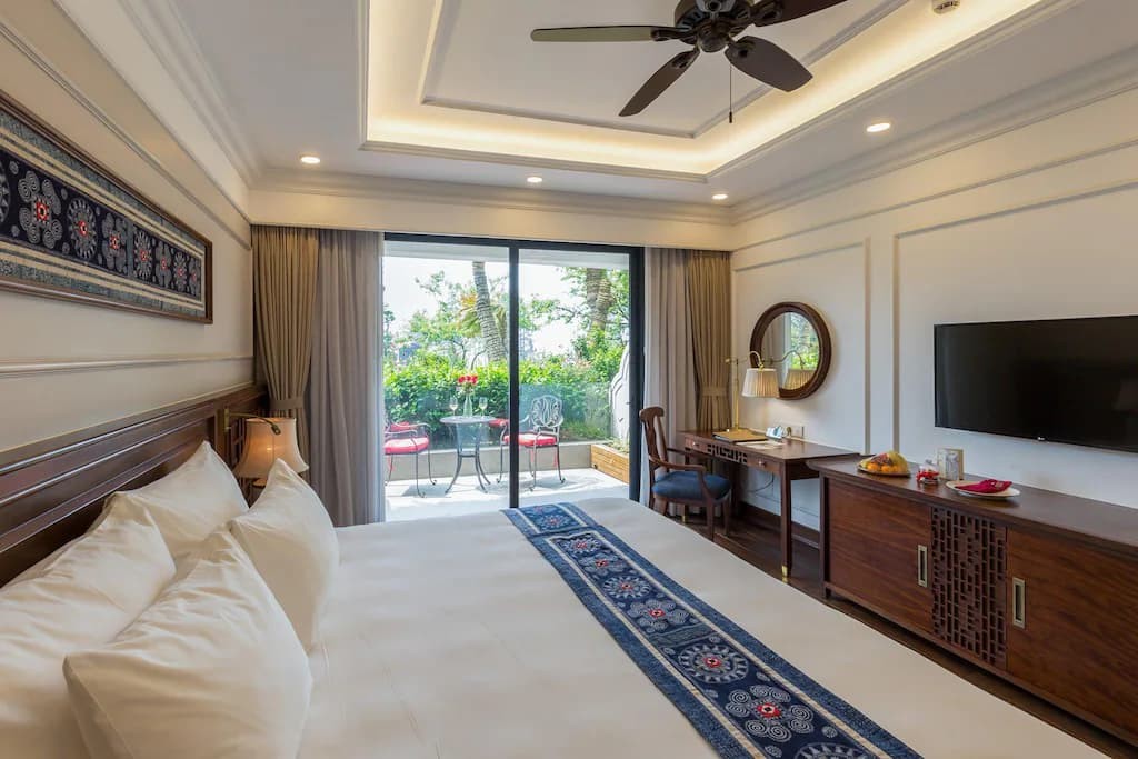 غرفة عائلية مع شرفة