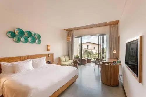 ديلوكس مع مسبح