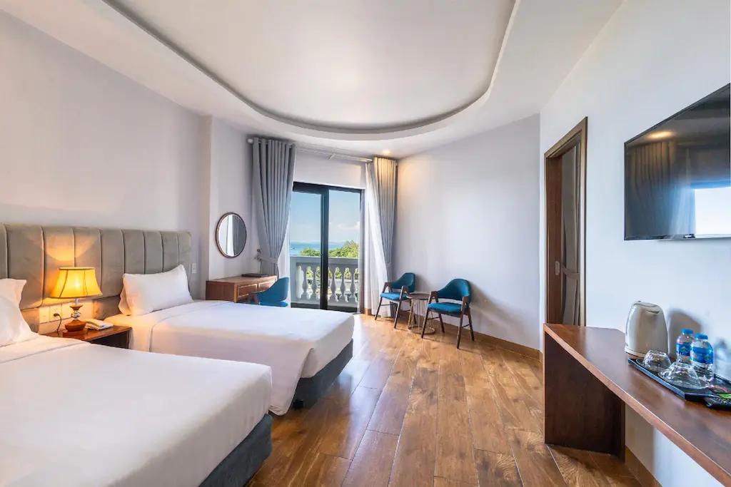 جناح عائلي مع إطلالة على البحر