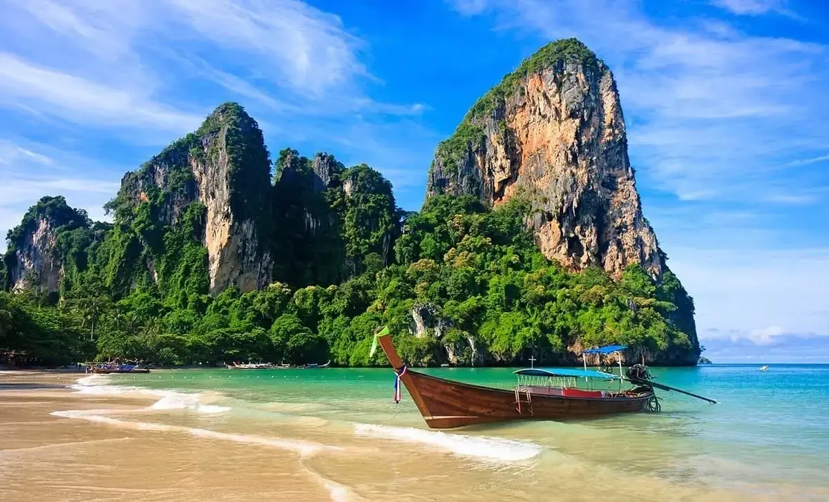 جولات سياحية في جزيرة كرابي | أفضل الرحلات والأنشطة البحرية