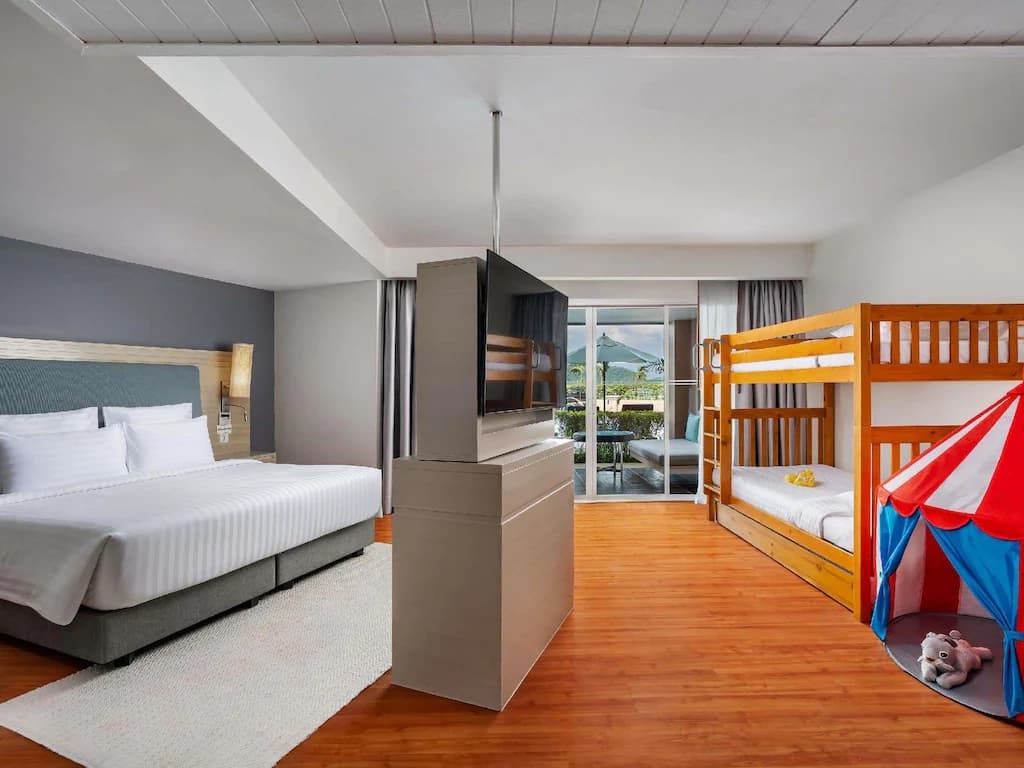 جناح جونيور عائلي	