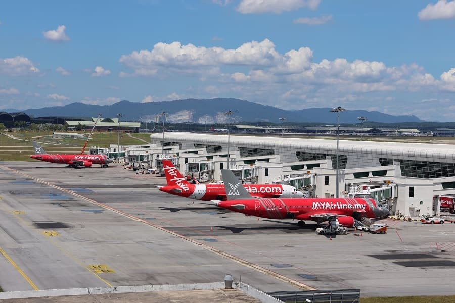 دليل مطار كوالالمبور الدولي (KLIA) - KUL