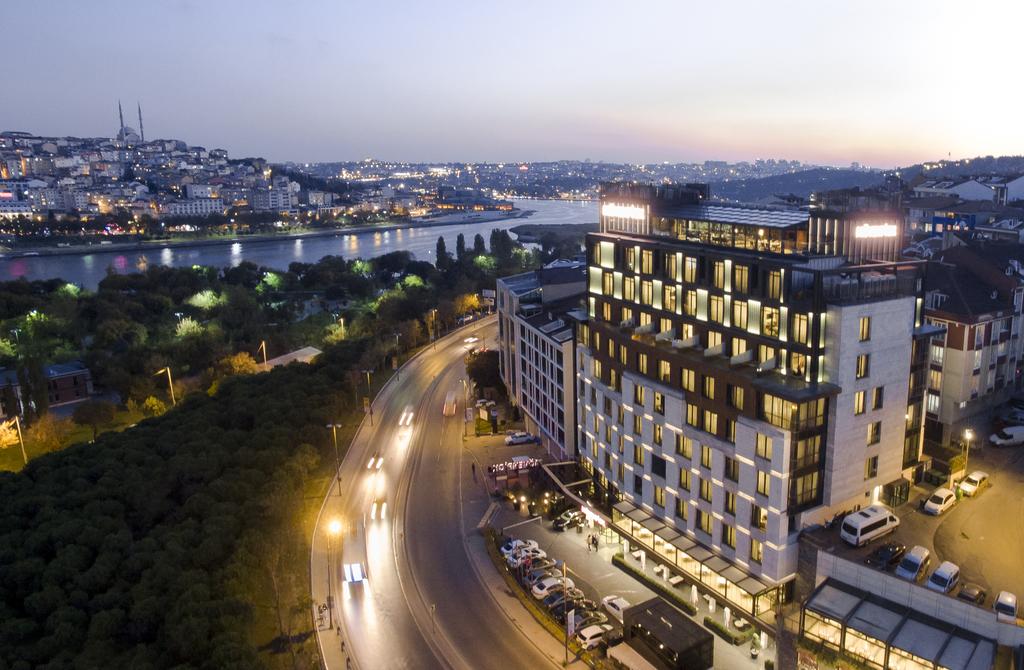 فندق  موفنبيك القرن الذهبي إسطنبول