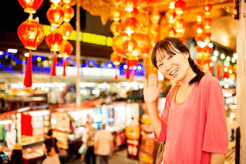 سوق شنغماي الليلي  | أماكن السياحة في شنغماي